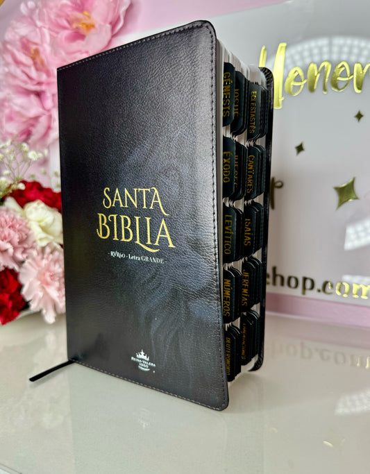 Biblia Compacta Oscura del Leon Personalizada Con Nombre y Separadores